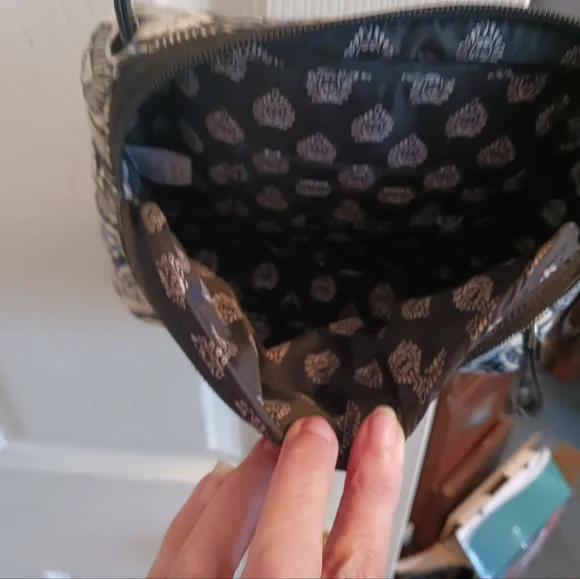 Vera Bradley shoulder bag - Picture 3 of 4